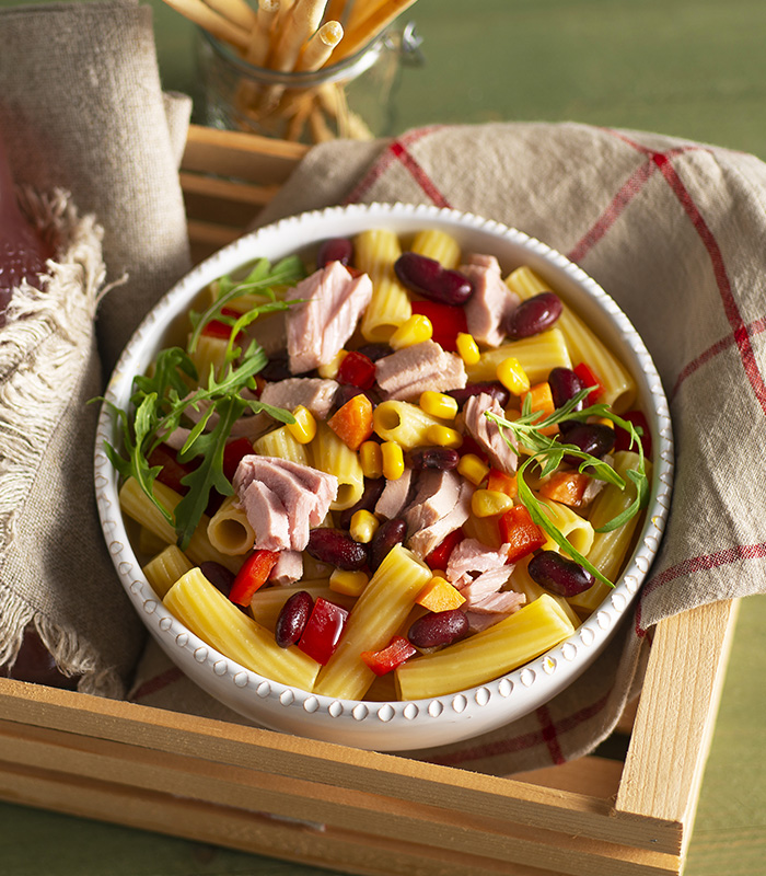 Insalata di pasta gustosa con Insalatissime messicana