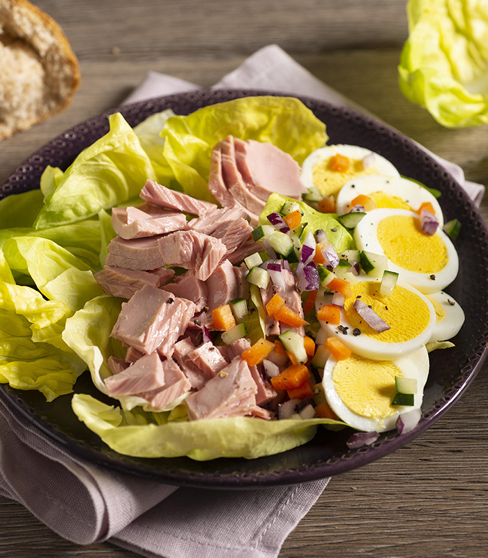 Insalata con tonno e uova