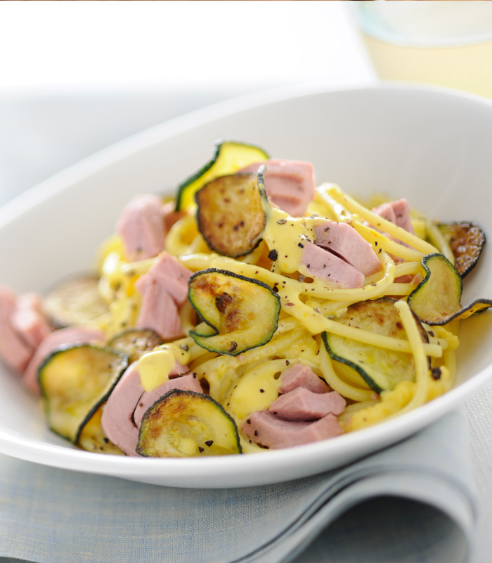 Spaghetti alla carbonara con Tonno e zucchine