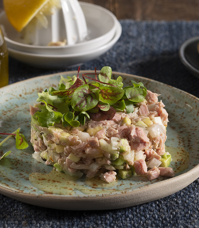 Tartare di tonno con avocado e finocchi